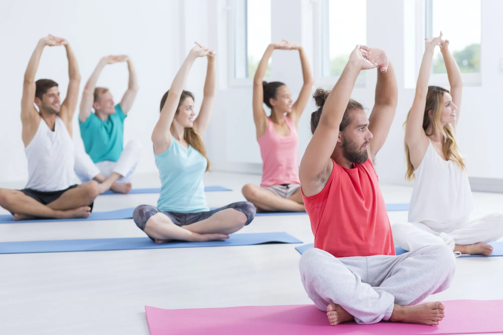 Apretar y Rechinar 24 Yoga Images
