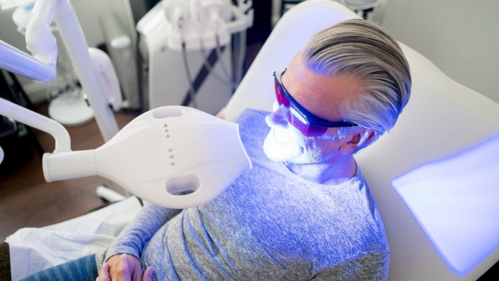 teeth whitening with zoom