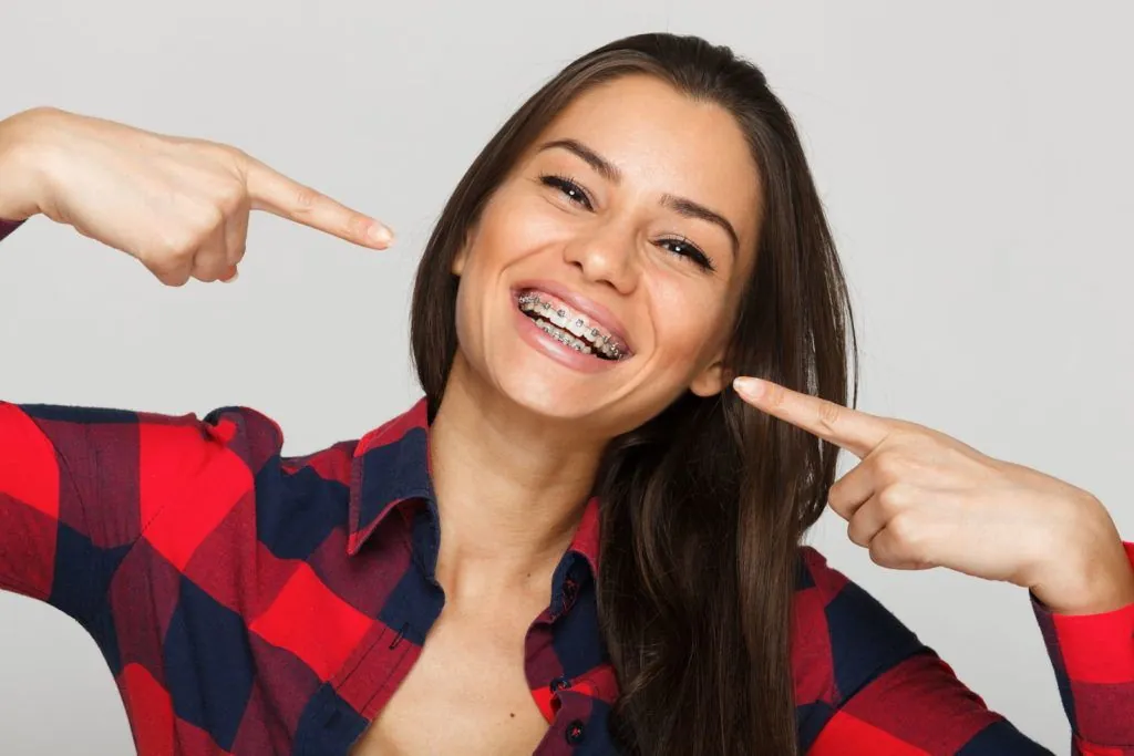 Cosmetic Dental 6 Metal Braces