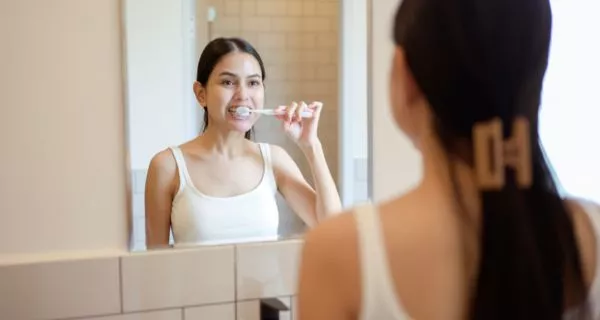 Dental Cleaning in Oxnard: A Complete Patient Guide 3 How to prevent tartar buildup and gum disease